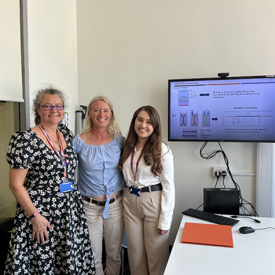 Brenda Sanchez with examiners Prof Karin Hing and Prof Mandy Peffers