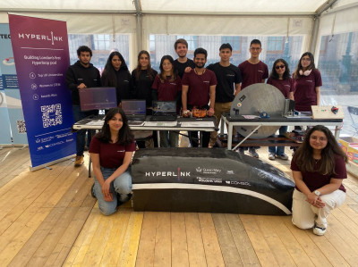 Hyperlink students presenting in the European Hyperloop Week